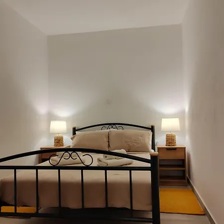 Apartments&pool Luminous *