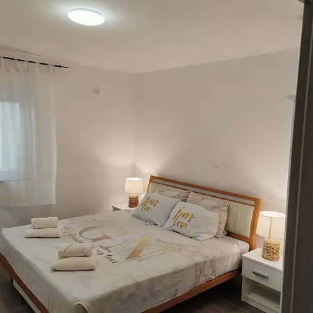 Apartments&pool Luminous * Pula