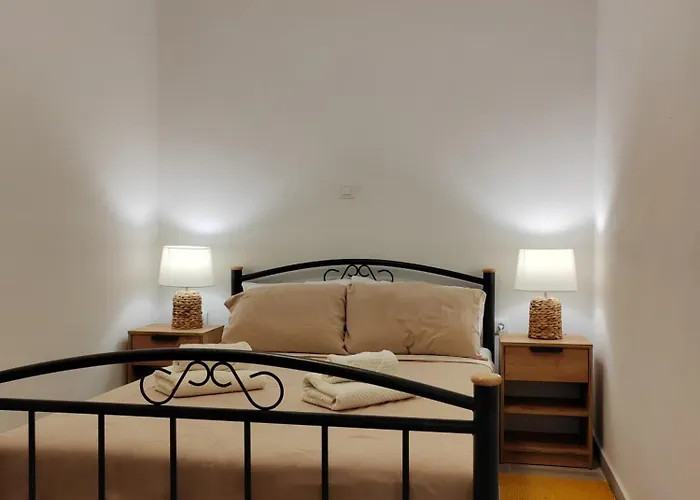 Lägenhet And Pool Luminous Pula