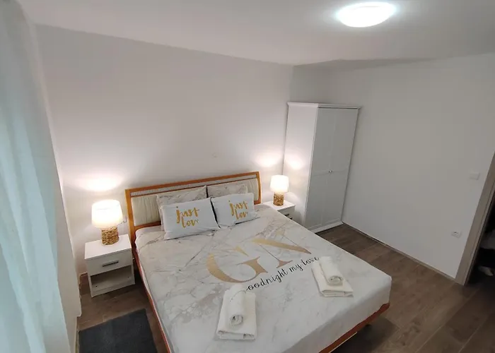 And Pool Luminous Lägenhet *