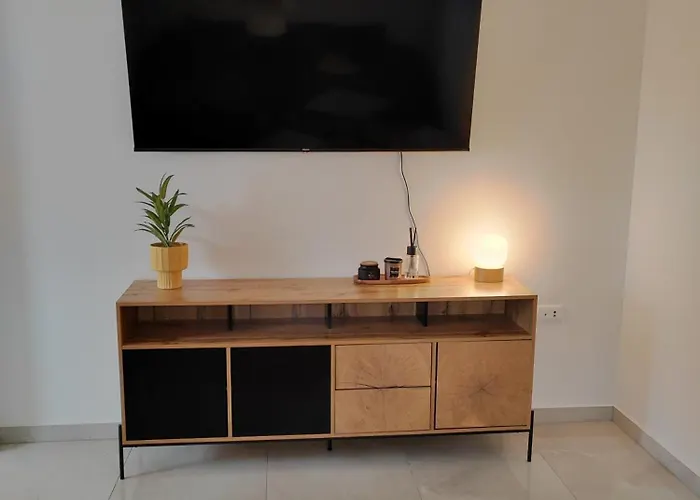 And Pool Luminous 公寓 普拉